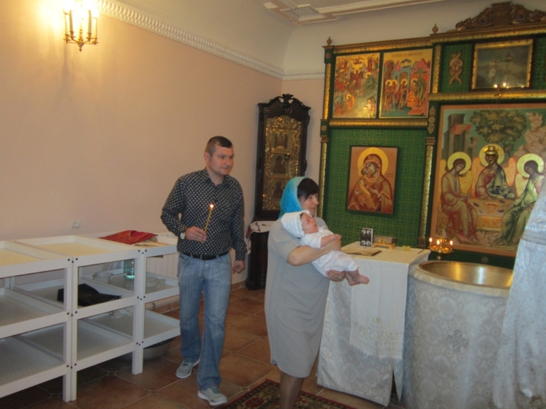 17.05.14 мы покрестили нашу вареньку.