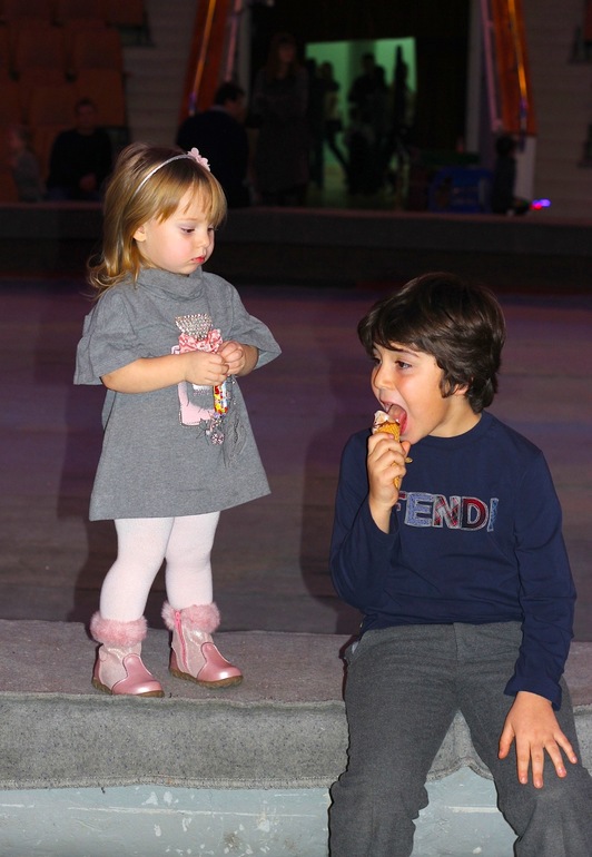 Цирк в первый раз!!!!!