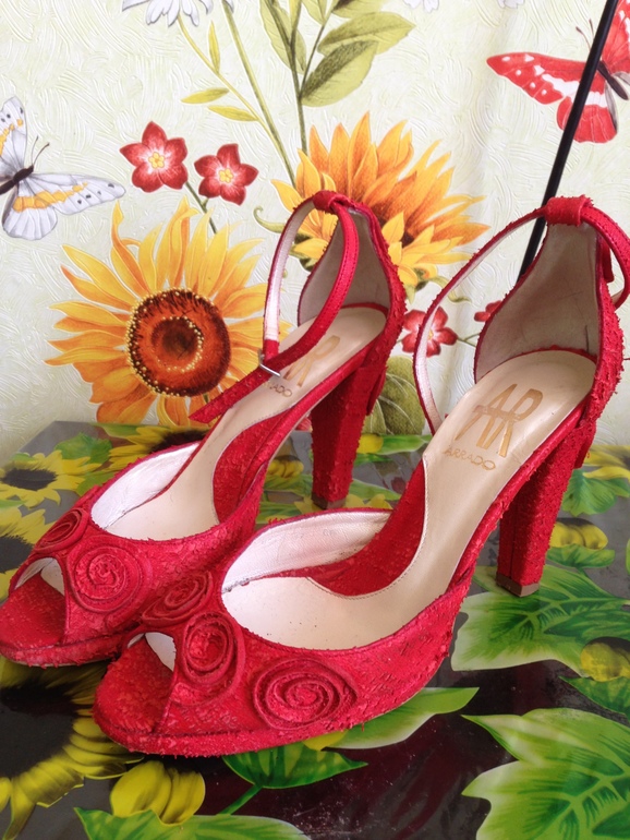 Обувь 37,38,39 р-ра новая и в отличном состоянии