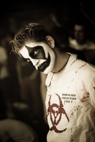 Необычный портретик..