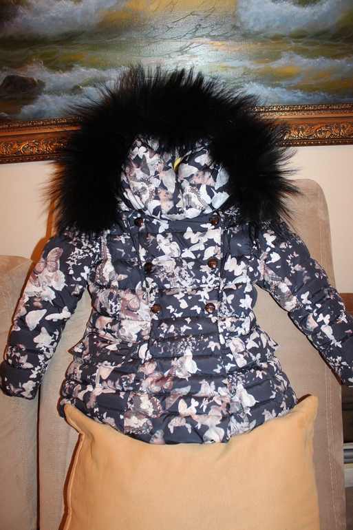 Продам куртку MANUDIECI размер 6А