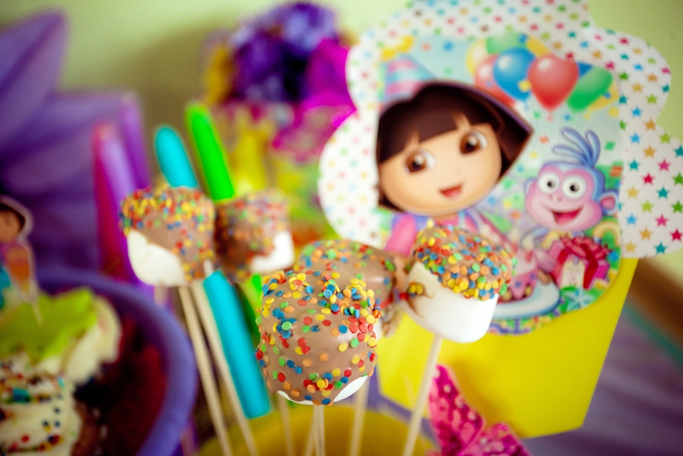 Dora the Explorer candy bar...Сладкий стол Даша — путешественница...
