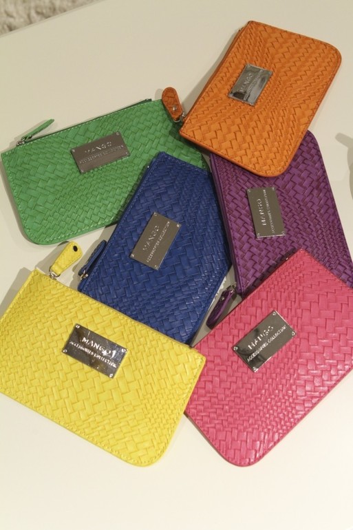 КОШЕЛЕЧКИ MANGO 1500 тенге