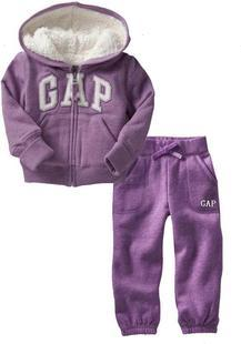 ТЕПЛЫЕ КОСТЮМЫ GAP (полностью на меховом подкладе),4600-5200 тенге, размеры 80-140