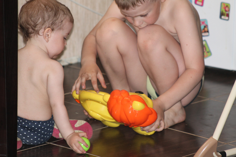 а у нас новый друг))))))))))