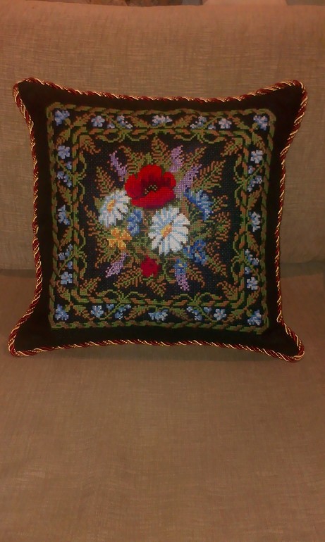 Еще одна готовая подушка!