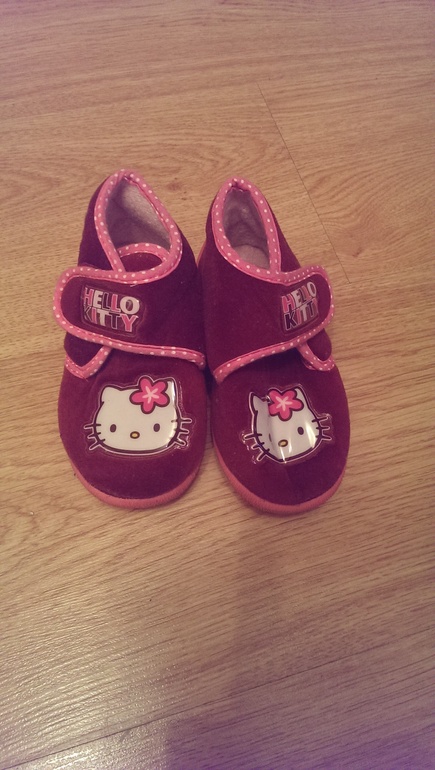 Обувь на девочку б/у и новое обновила 29.01, добавила зиму куома, скороход