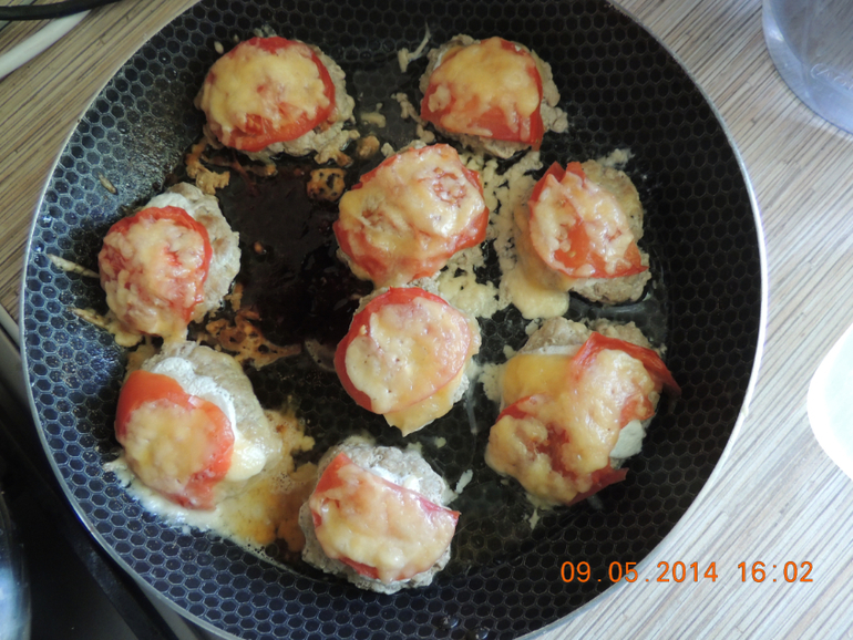 Мясные медальоны деткам!