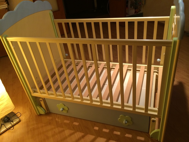 Пеленальный комод и кроватка Puffa серия