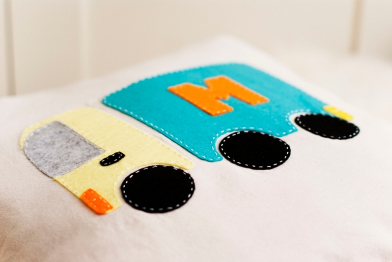 Буквы, игрушки, елки и другое