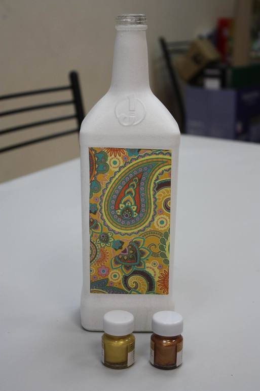 Мастер-класс по бутылке «Загадочная Индия».