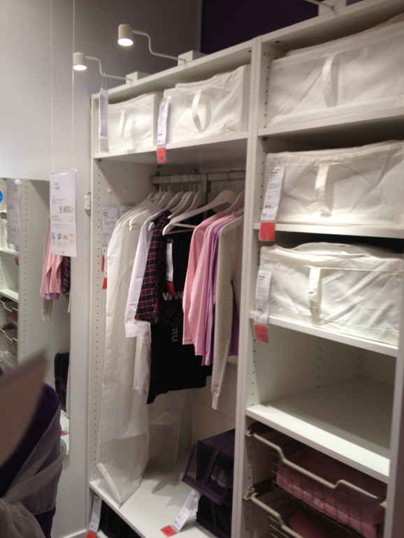 Интерьеры с экспозиций.