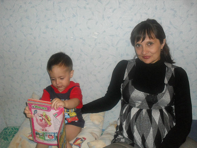 для сравнения .на первых 2 -х фотках в пузике Маруся 2011г....и сейчес 3-е фото