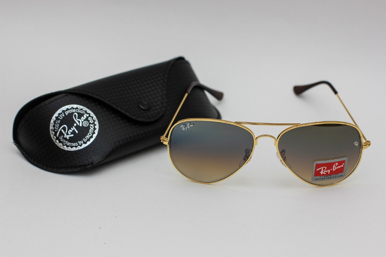 Очки RAY-BAN+платок LOUIS VUITTON=1590 руб.
