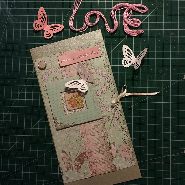 Пригласительное на свадьбу "Полет бабочки"