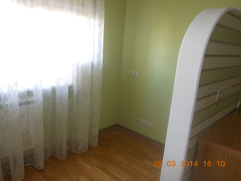 Наша спальня с рабочем местом.