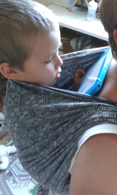 Что можно делать в слинге: Детская версия.