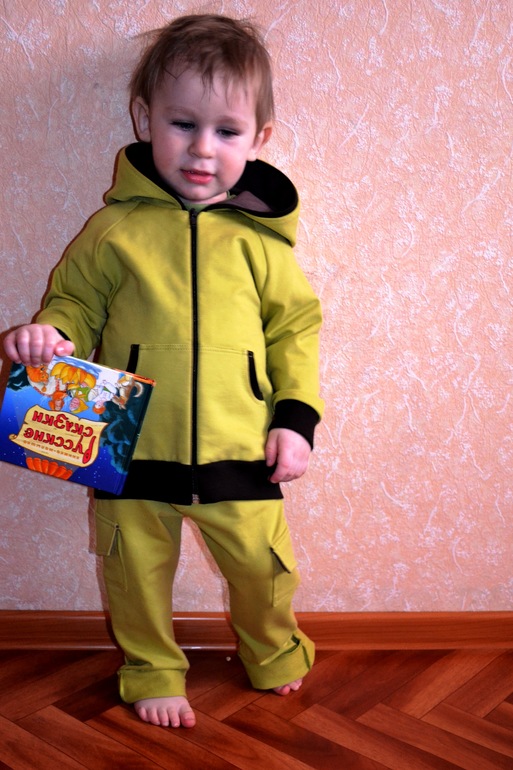 когда мама рукодельница))