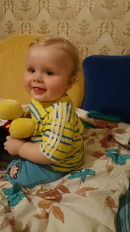 8 мес и 15 дней. Много фото под катом!)) МАМИН МУЖЧИНА!!!