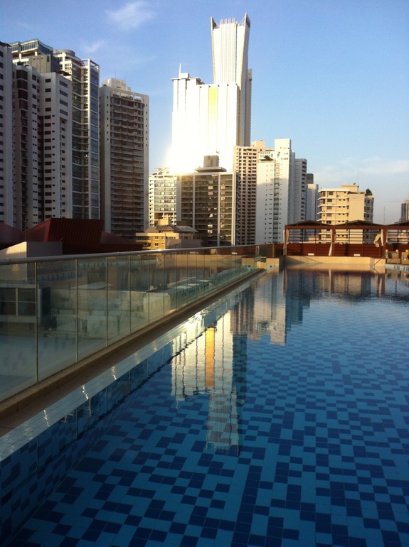 Hard Rock Hotel))