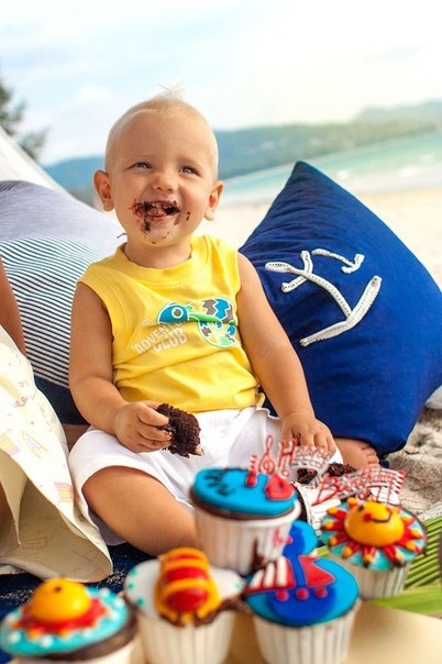 Наше годовасие!!