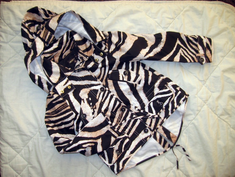 Cavalli, Dolce&Gabbana;, Simonetta, Burberry,Galliano, Fendi, ... только оригиналы! Для девочек!