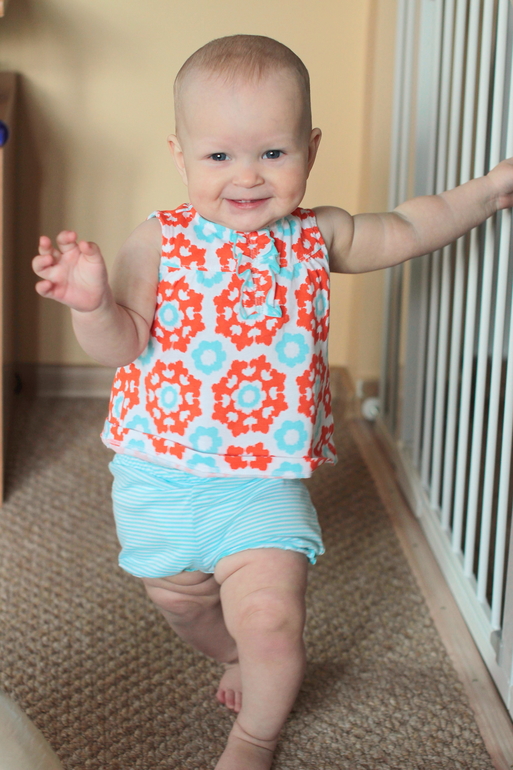 Растет дочка. Уже 10 месяцев!