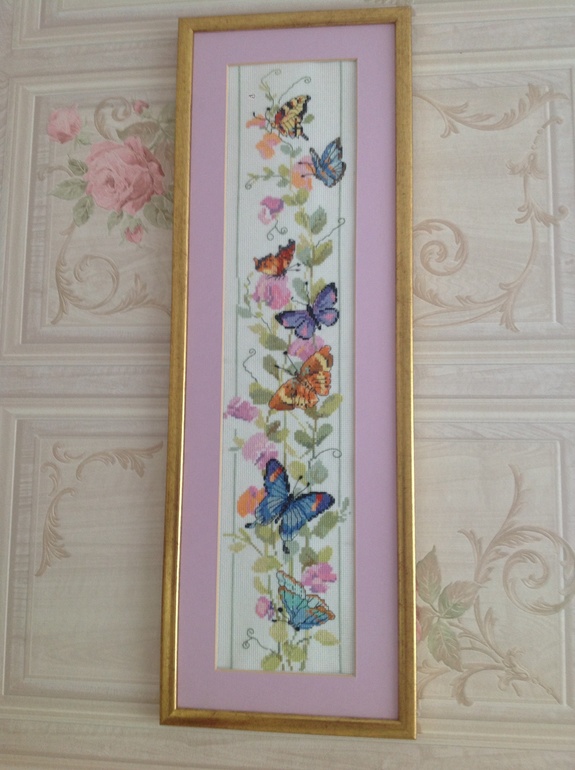 По хвастаюсь мамиными работами)))!