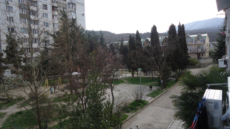 Сдам 2-х комнатную квартиру в Алуште!Часть 2)))