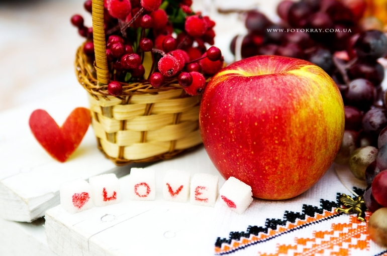 Декор для осенней фотосессии Love Story....