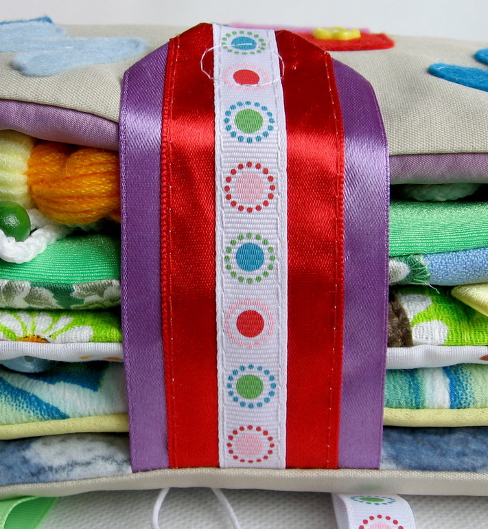 Развивающая книжечка.