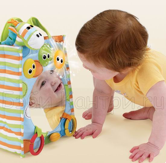 Пост о первых развивашках и игрушках