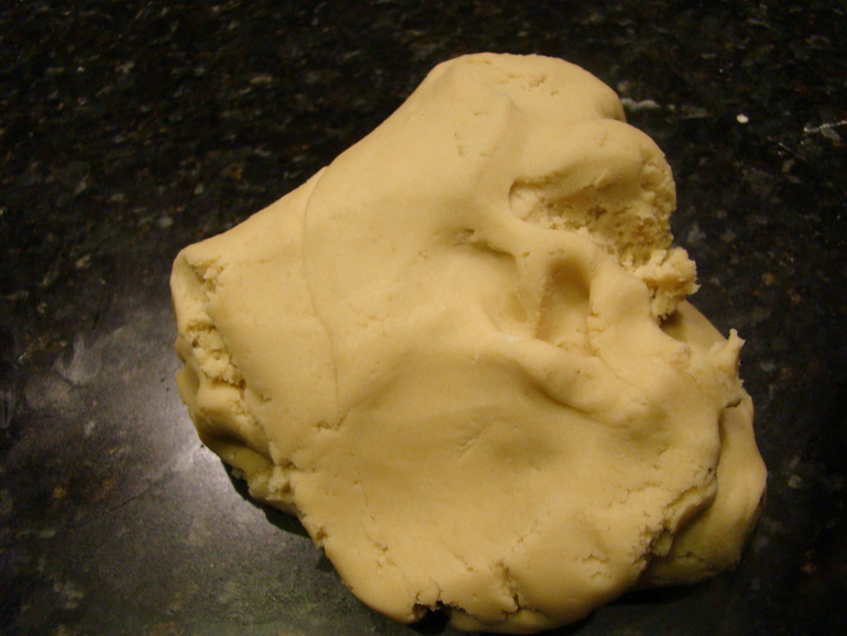 Сахарное печенье и пряничный домик.