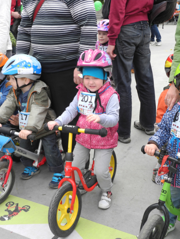 Весенняя беловелогонка в Сокольниках
