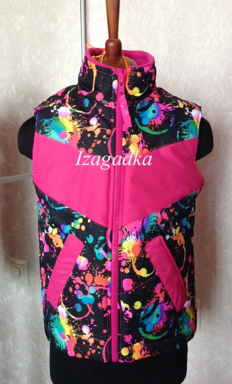 Жилеток много не бывает :)