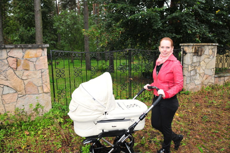 Василисе 2,3 месяца!