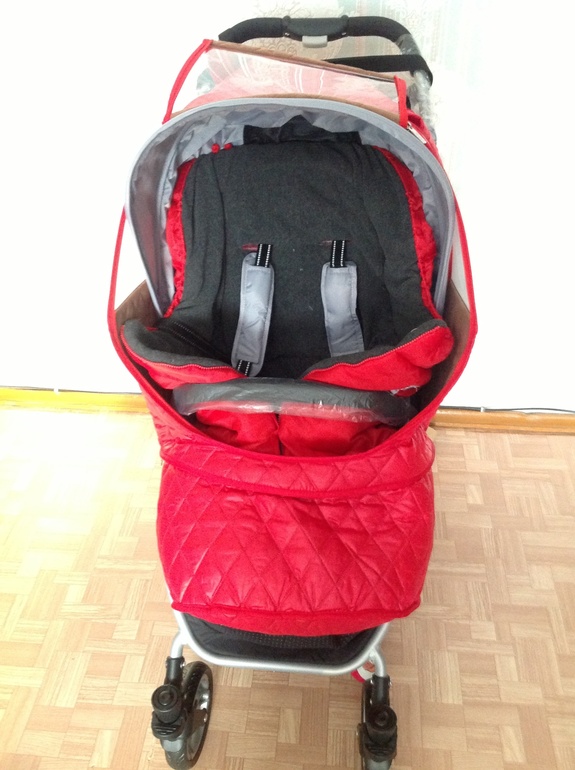 Приехал наш Снапик, прям к 8 марта))