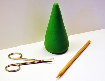 Скоро новый год, смастерите с малышом вот такую замечательную елочку