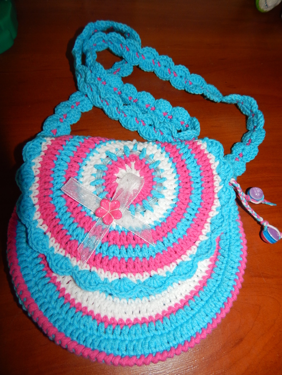 Связалась очередная сумочка!