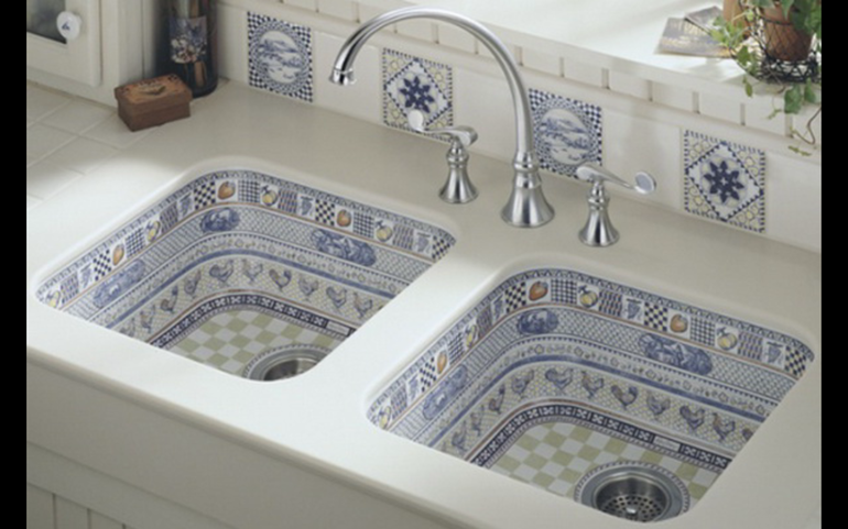 выбор кухонной мойки-керамика