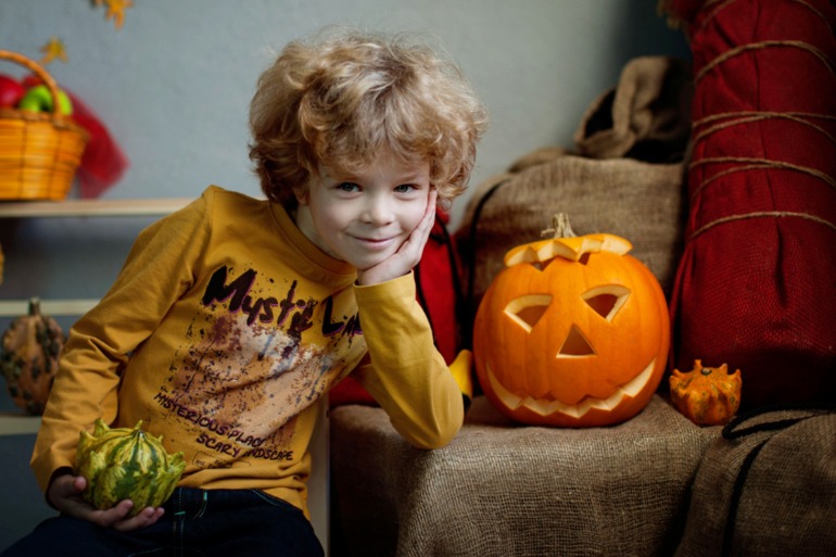 Осенняя фотосъемка в стиле Хеллуин. Фотостудия.