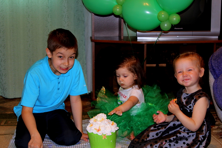 01.05.2014г. Настеньке 1,5 годика!!!