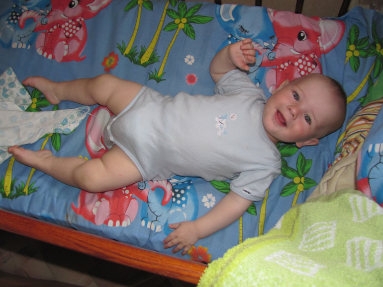 Двойнецам 10 месяцев и 1 день