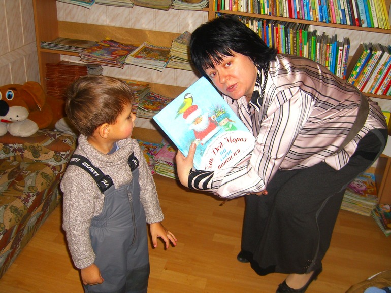 ЗНАКОМСТВО С БИБЛИОТЕКОЙ!!
