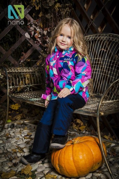 ПРОДАМ костюм Н*А*Н*О для девочки, размер 6х