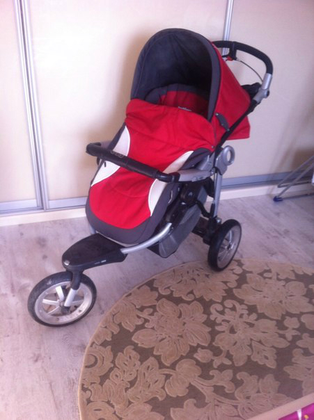 Продам коляску Peg-Perego GT3(3 в1)до 1 октября отдам за 12000 тыс