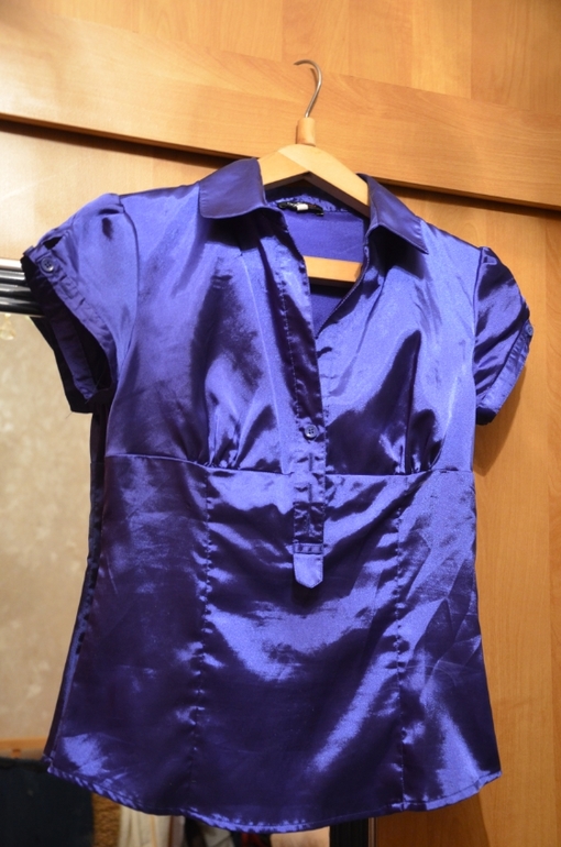 Обмен Вещи б/у размер 40-42, одно платье на 44 размер