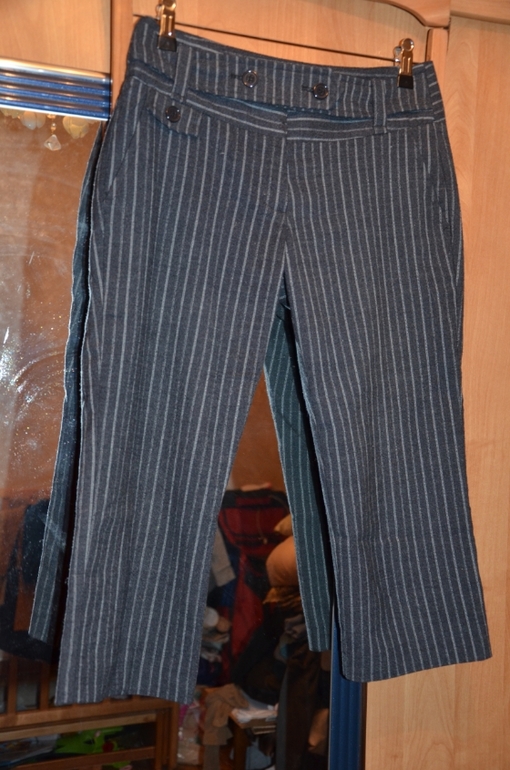 Обмен Вещи б/у размер 40-42, одно платье на 44 размер