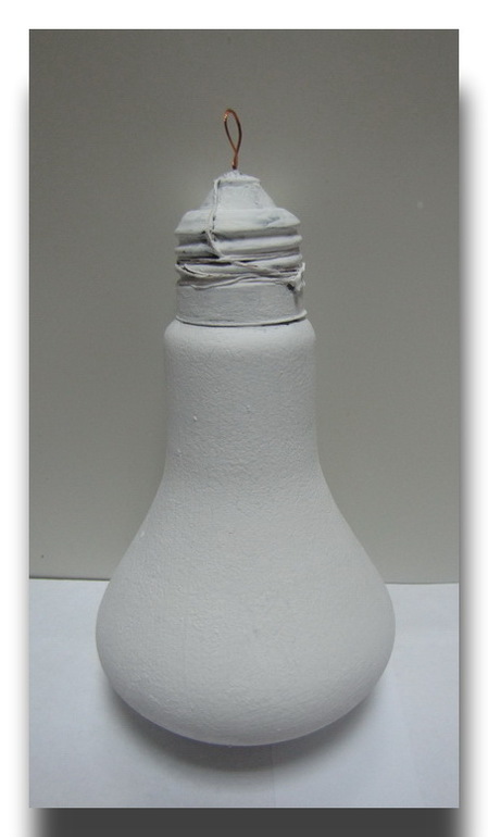 Игрушки на елку своими руками. Лампочка + декупаж