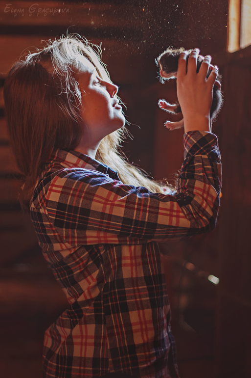 На чердаке.